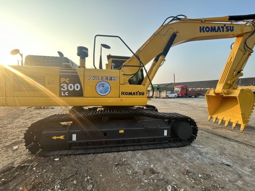 Used original 99% new komatsu pc300 for sale
